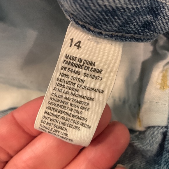 AE Jean shorts. Size 14 - Picture 3 of 4